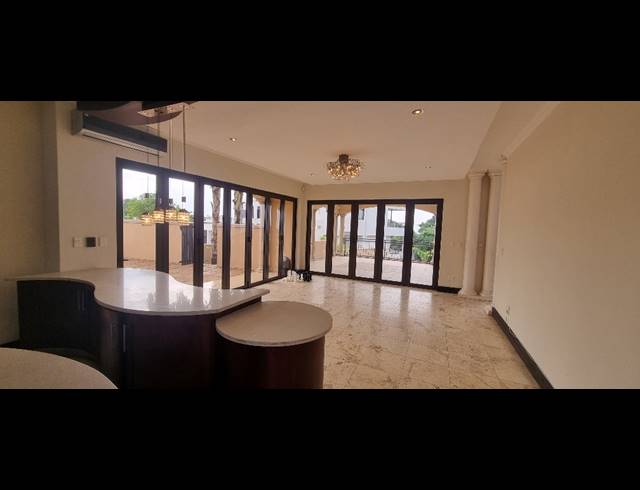 5 BEDROOM HOUSE FOR SALE IN UMHLANGA RIDGE